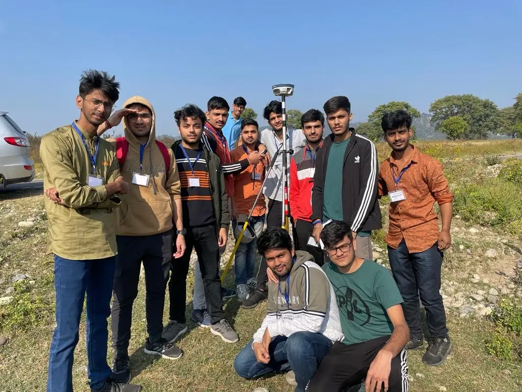 UG Civil Survey Camp 2022, photo 5 of 20
