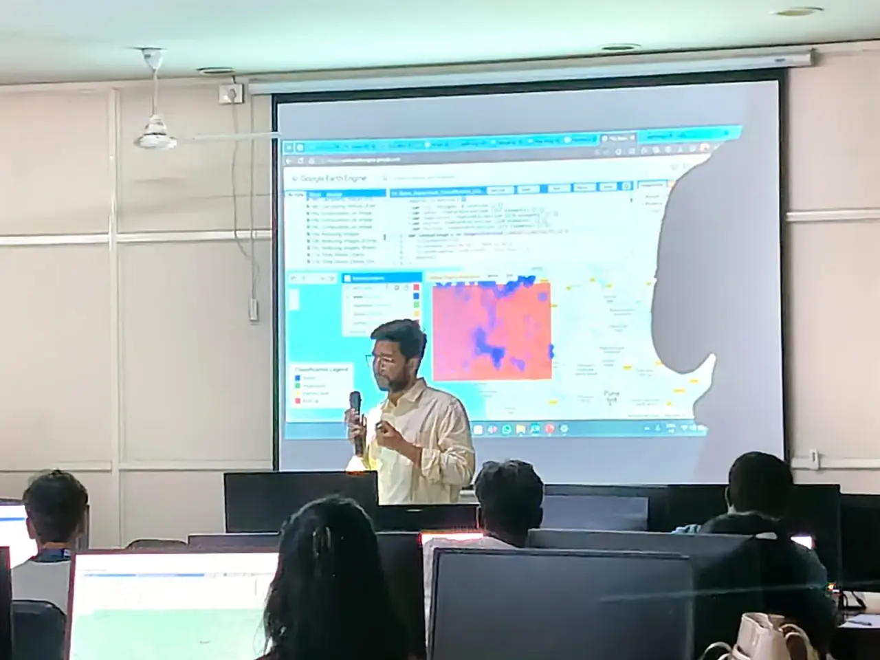 IN-SPACe Short-Term Course — Google Earth Engine Lecture, photo 3 of 5